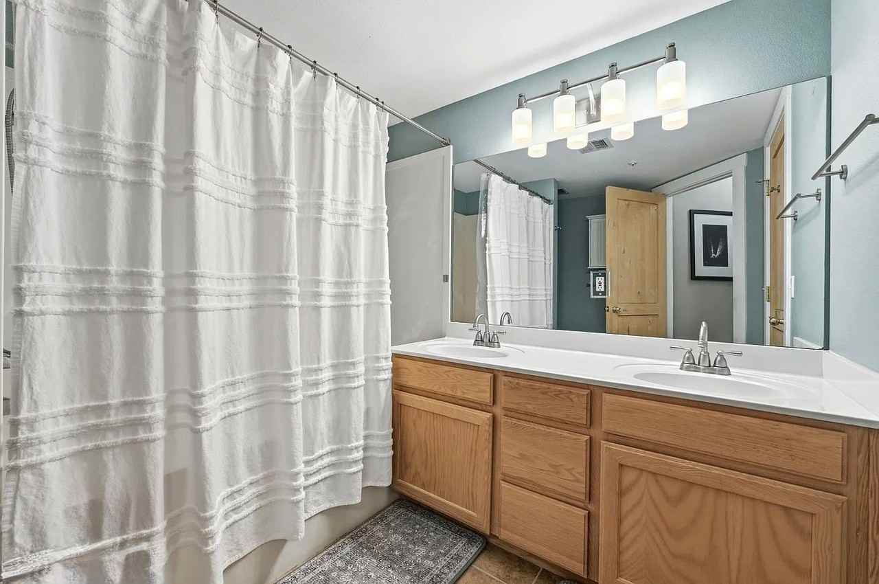 8350 Pointe Dr #I13 - Photo 7 of 10