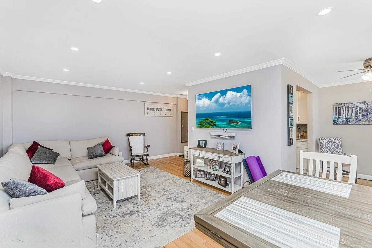 36 Hamilton Ave - Photo 2 of 10