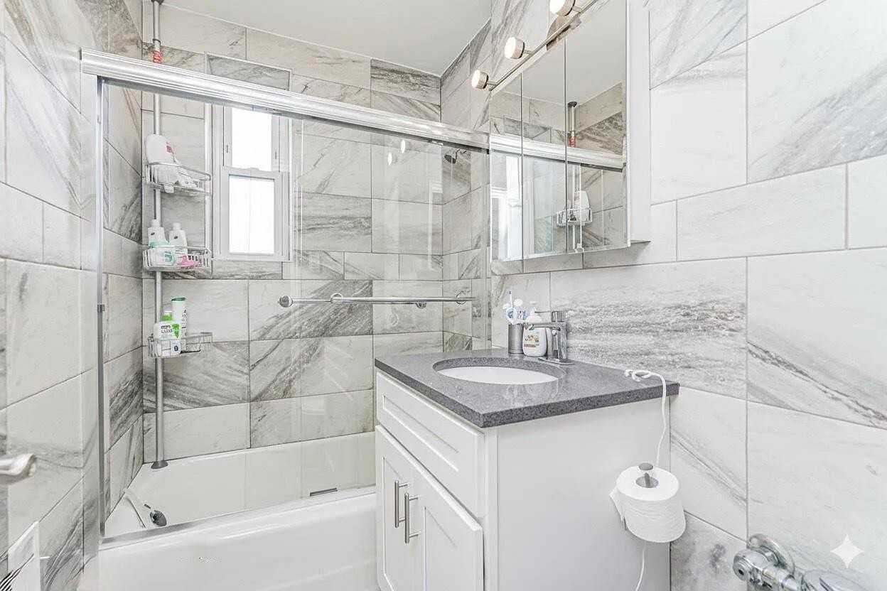 36 Hamilton Ave - Photo 7 of 10