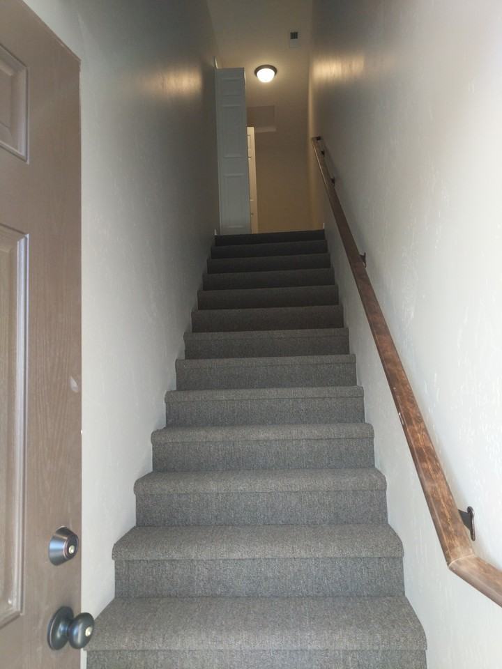 214 Spruce Rd - Photo 4 of 26