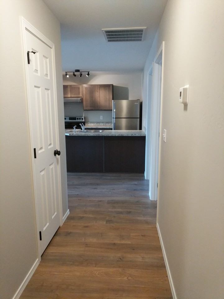 214 Spruce Rd - Photo 6 of 26