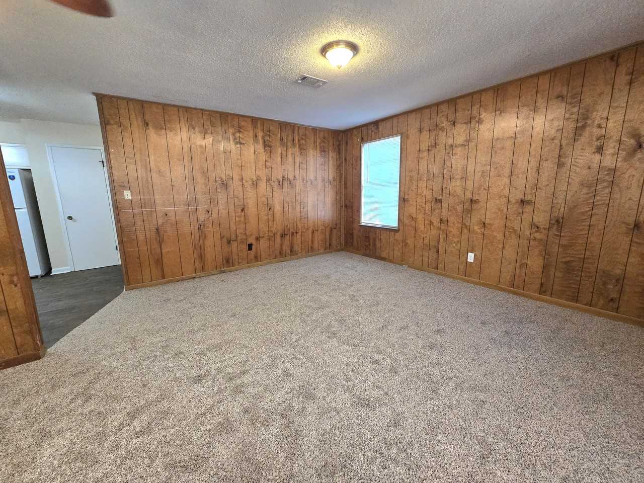 3230 Palmdale Ave - Photo 6 of 17