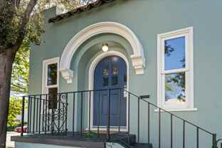 2148 Curtis St - Photo 1 of 1