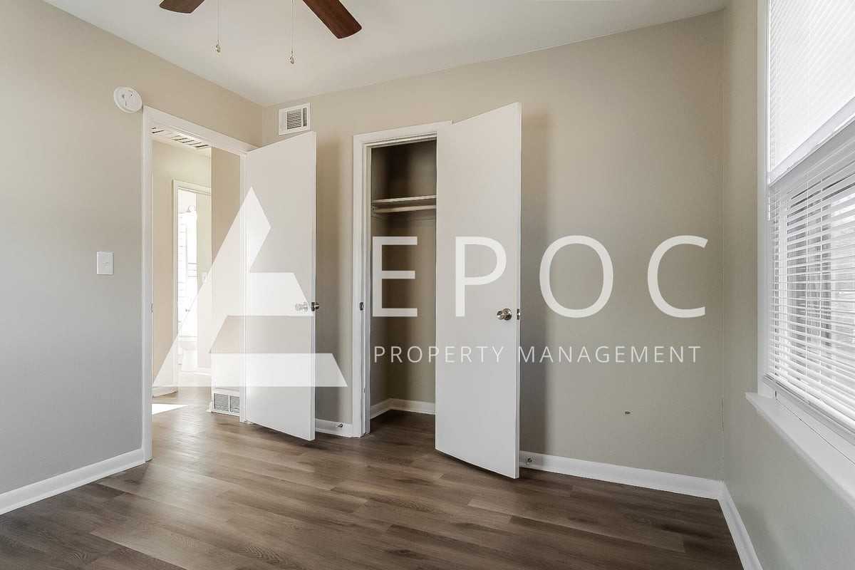 328 W 47th Pl N - Photo 7 of 15