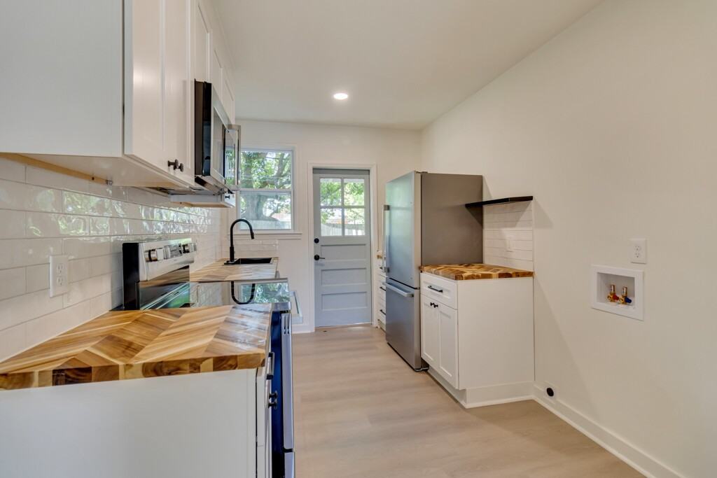 125 Hibiscus Ave - Photo 5 of 20