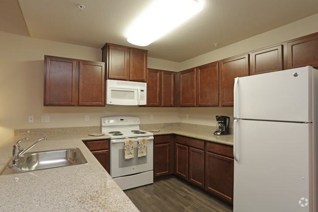 102 N Fowler Ave #130 - Photo 4 of 15