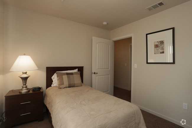102 N Fowler Ave #130 - Photo 7 of 15
