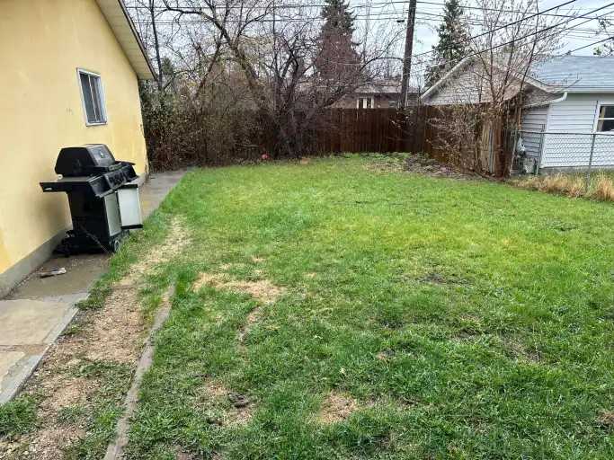 11415 55 Ave Nw - Photo 4 of 14