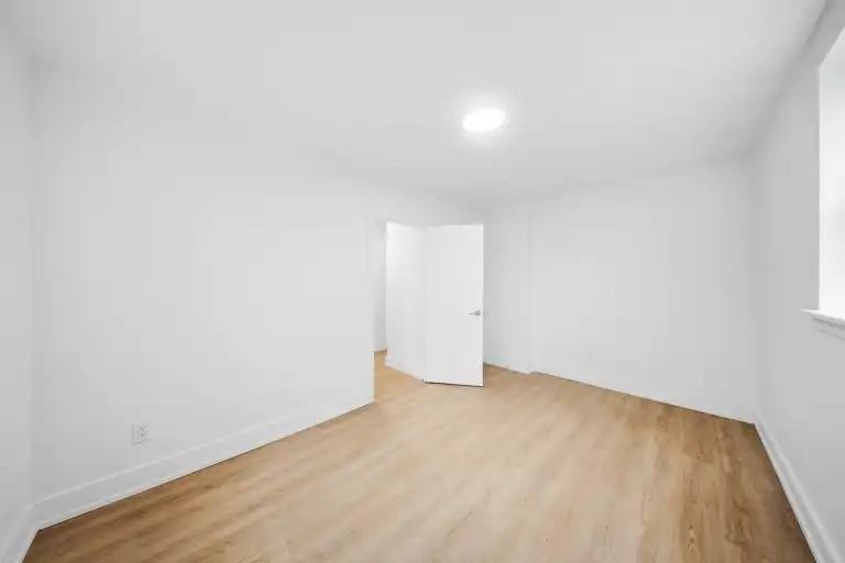 991 O'Connor Dr - Photo 7 of 10