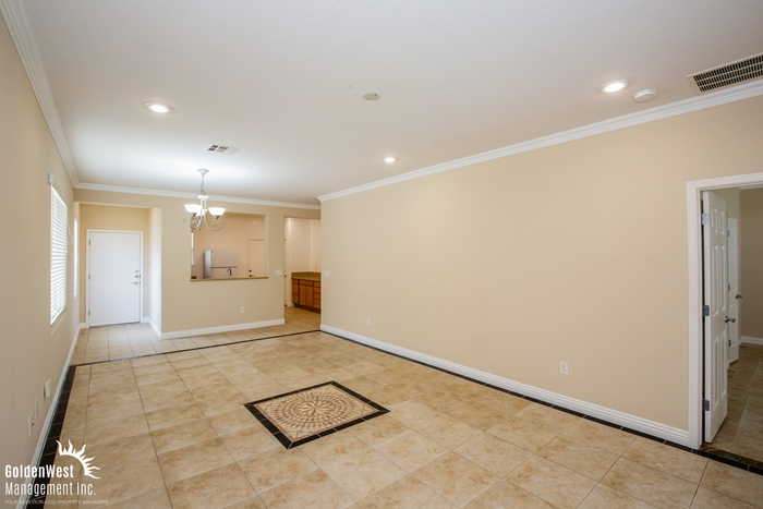 2577 Divine Sky Dr - Photo 5 of 10
