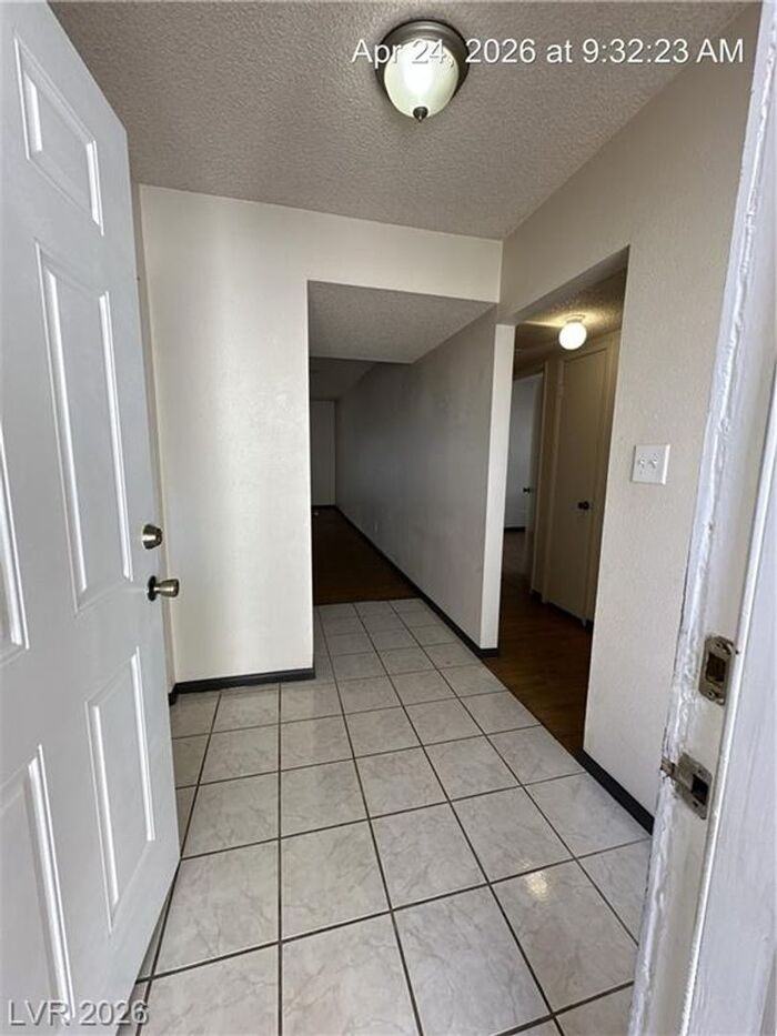 760 Anne Ln - Photo 2 of 29