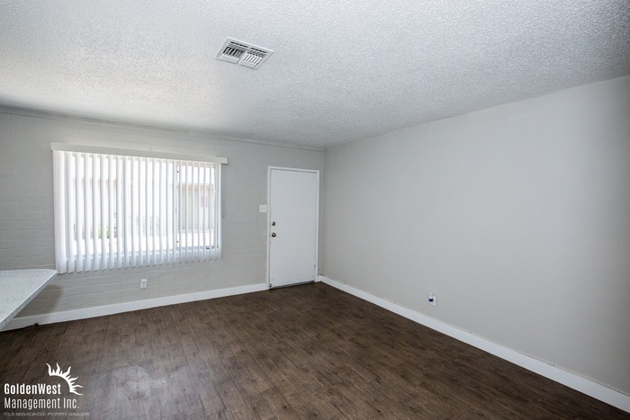 500 N Decatur Blvd #2 - Photo 2 of 8