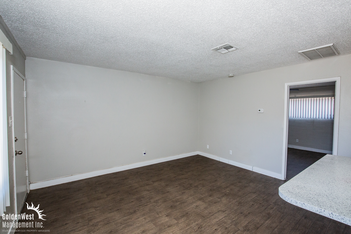 500 N Decatur Blvd #2 - Photo 6 of 8