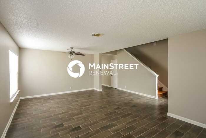 6619 Meadow Fawn Dr - Photo 4 of 17
