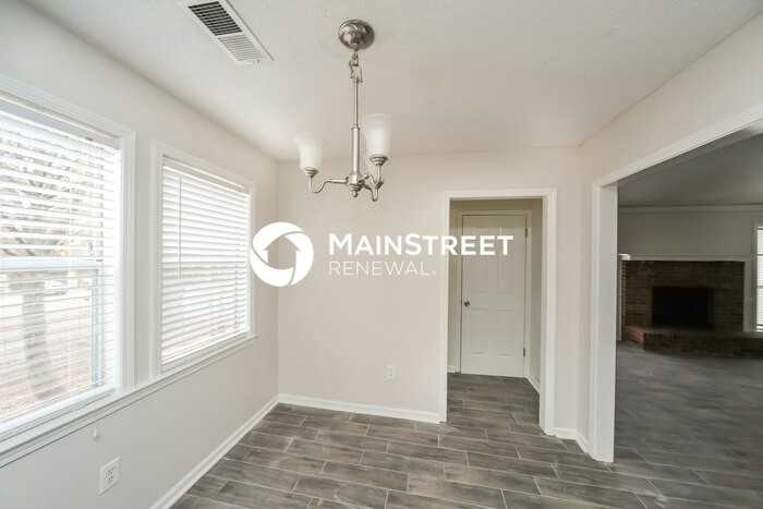 8915 Lanthorn Cv - Photo 7 of 16