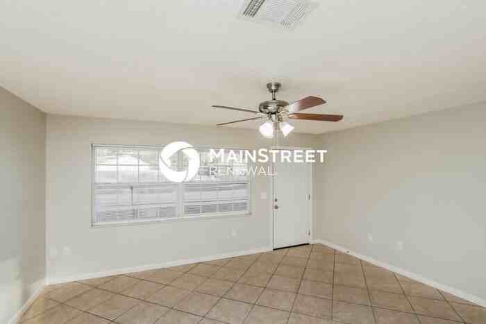 2201 Pike Ct - Photo 4 of 16