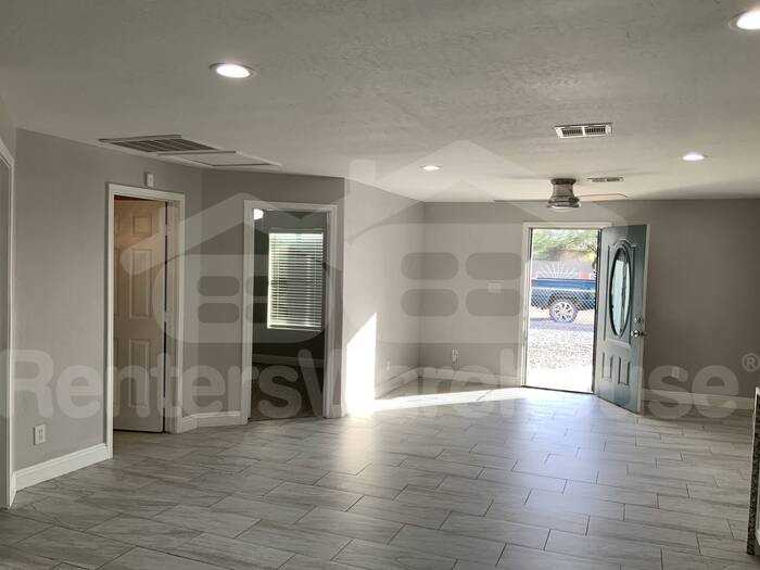 67 N Amarillo St - Photo 4 of 14