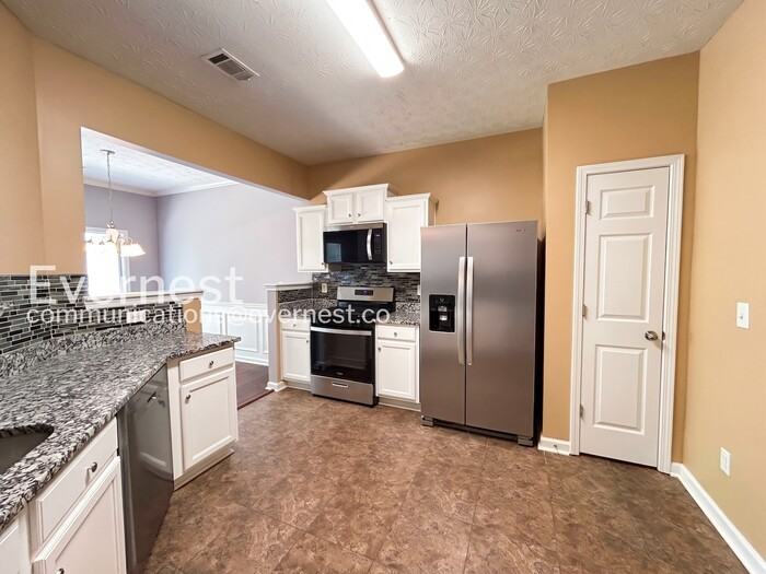 729 Mountain Laurel Dr - Photo 2 of 28