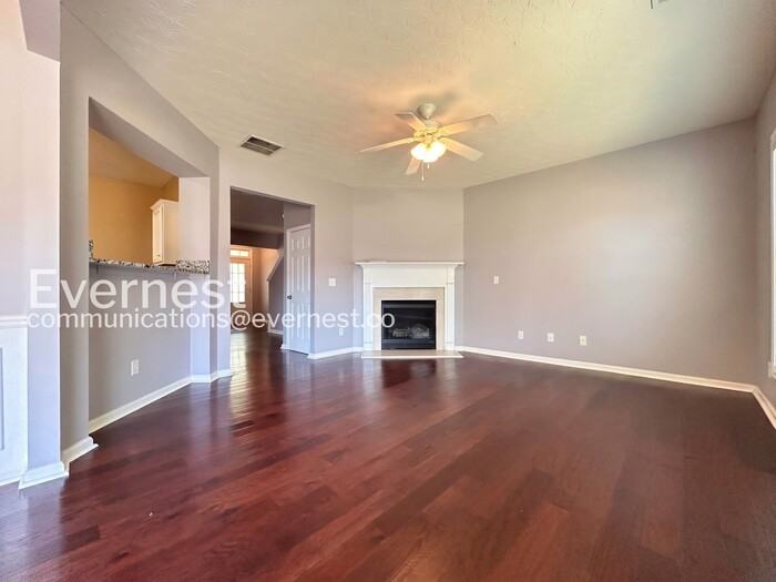 729 Mountain Laurel Dr - Photo 6 of 28