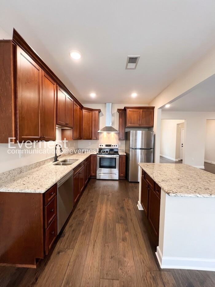 4876 Reunion Drive - Photo 6 of 27