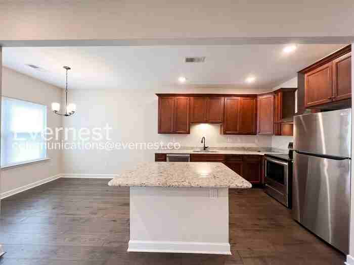 4876 Reunion Drive - Photo 7 of 27