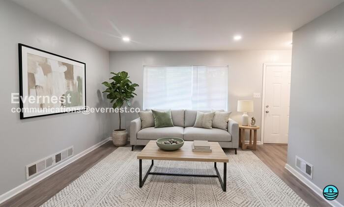 3227 Hobart Dr Nw - Photo 3 of 25