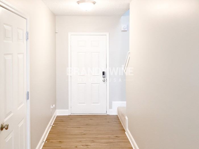 3208 Glenloch Pl - Photo 4 of 30