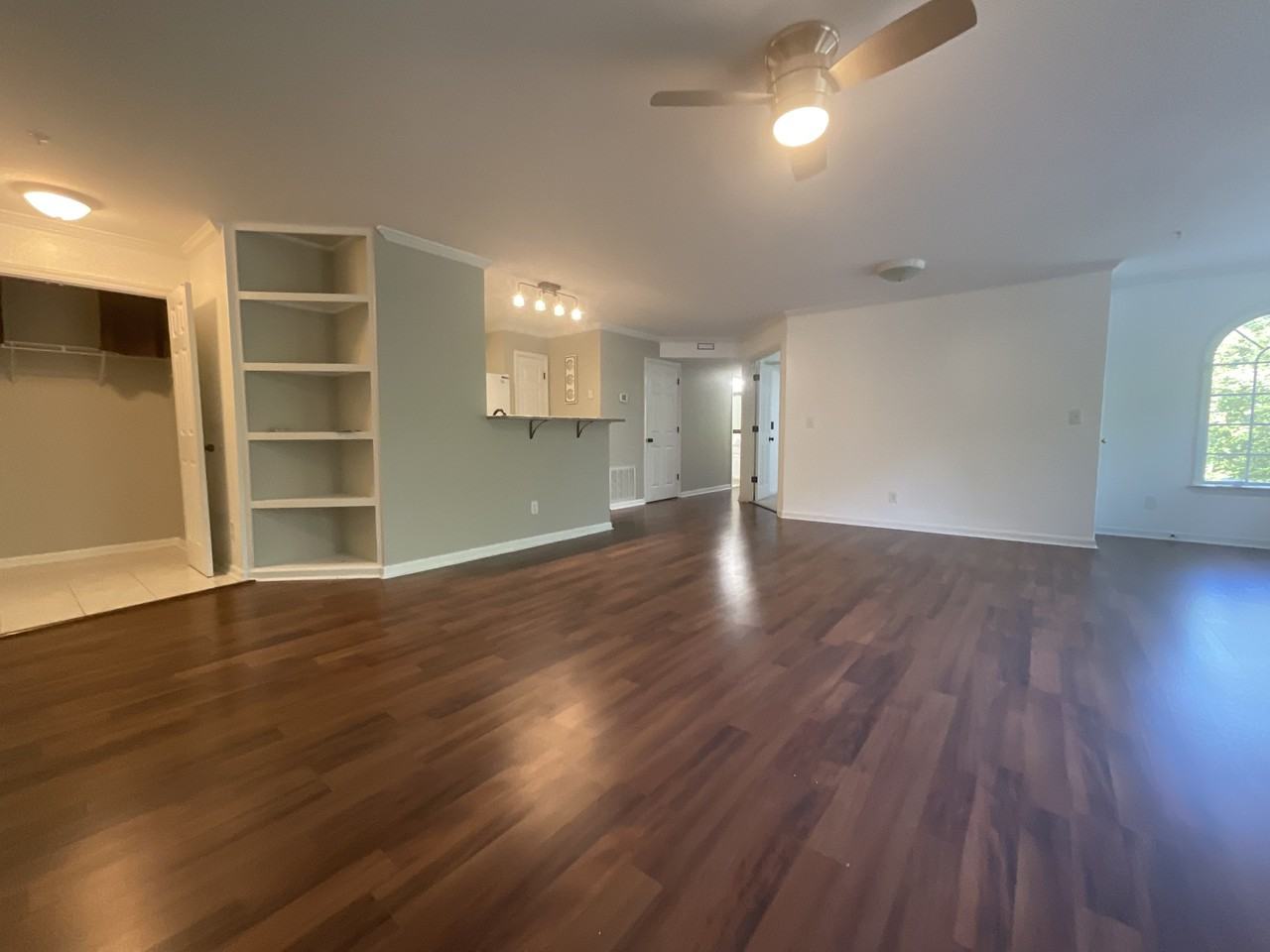 421 Ivy Glen Dr - Photo 3 of 25