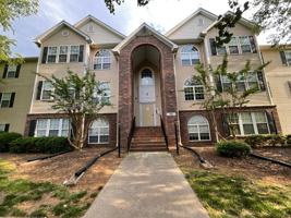 featured image of 421 Ivy Glen Dr