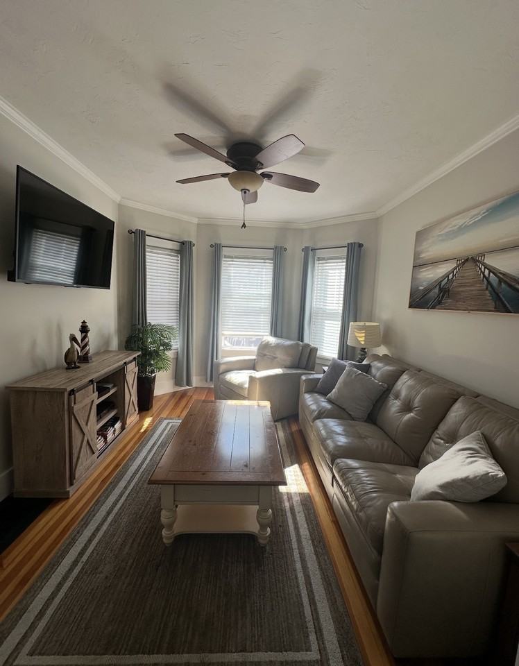 132 King St #1 - Photo 7 of 14