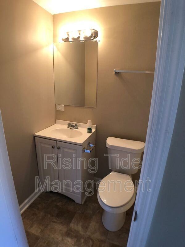 2164 Circle Dr - Photo 3 of 26