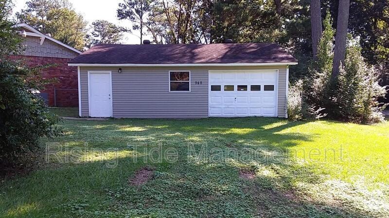 948 Longview Cir - Photo 2 of 31