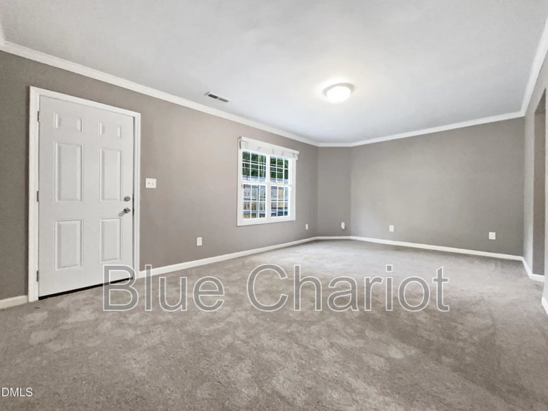 311 Burnette St - Photo 3 of 15