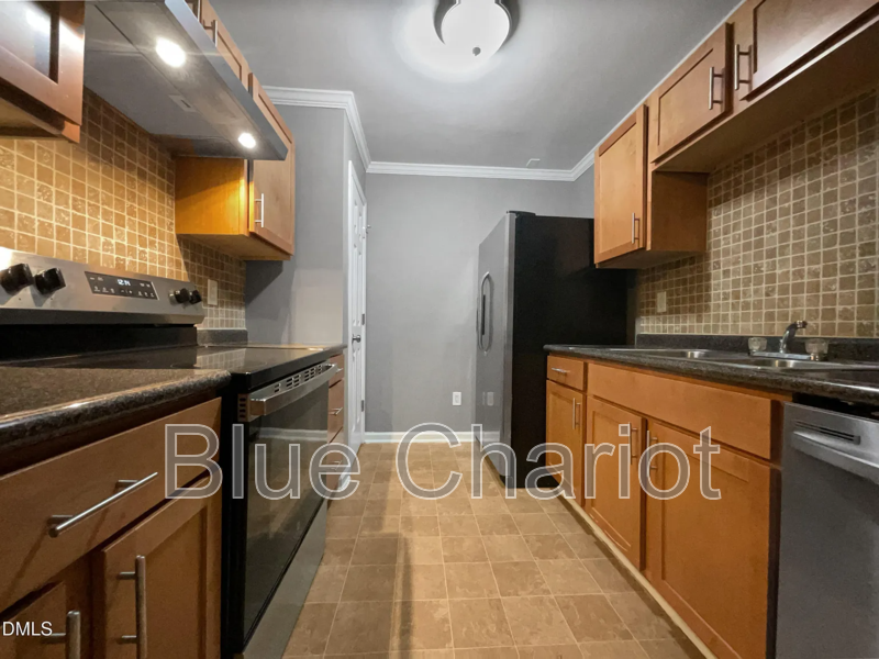 311 Burnette St - Photo 5 of 15