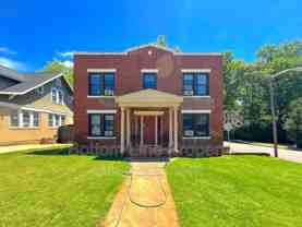 600 Hawthorne Ln #3 - Photo 1 of 1