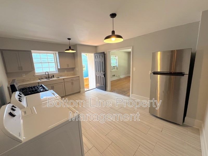 1943 Wilmore Dr #C - Photo 7 of 12