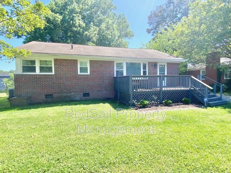 10 Westlawn Dr - Photo 2 of 4