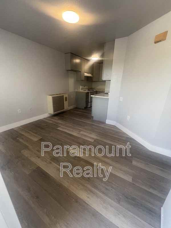 173 22nd St - Photo 2 of 10