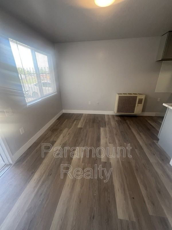 173 22nd St - Photo 3 of 10