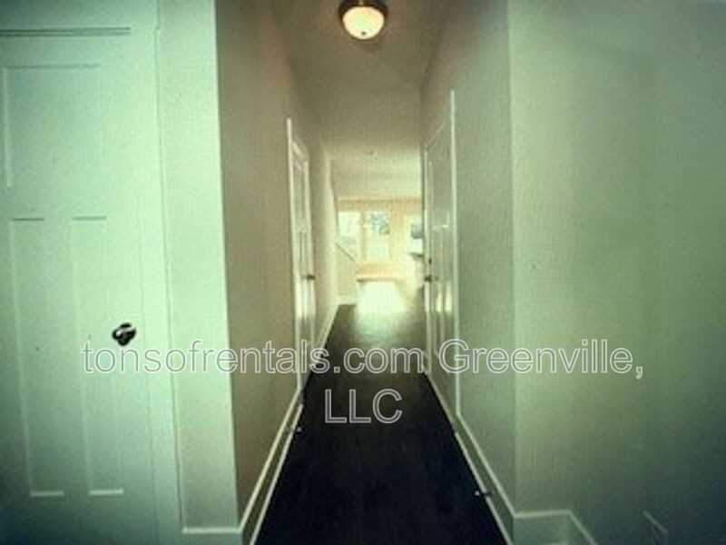 437 Pangel Ln - Photo 5 of 17