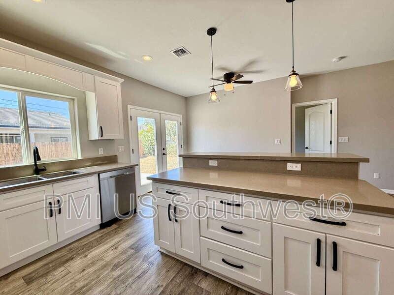 1530 Jose Ave - Photo 6 of 38