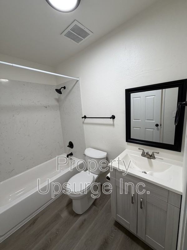 330 Bird St #12 - Photo 5 of 20