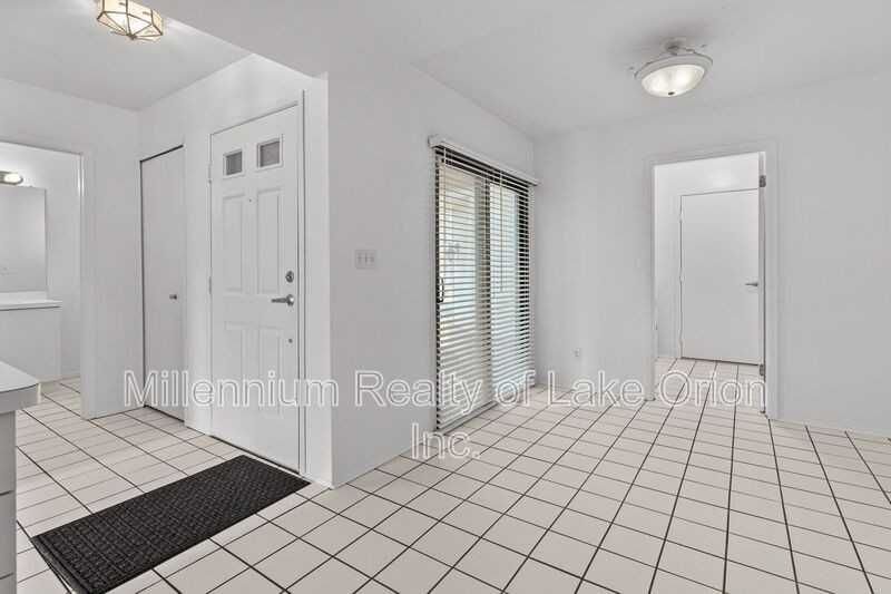 5611 Drake Hollow Dr W - Photo 7 of 29