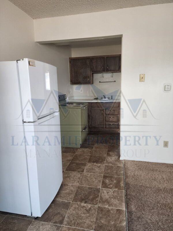 706 Downey St #32 - Photo 2 of 8