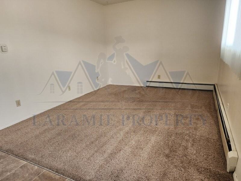 706 Downey St #32 - Photo 3 of 8