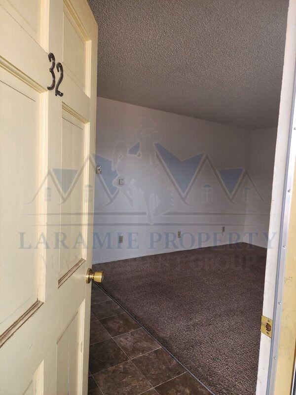 706 Downey St #32 - Photo 7 of 8
