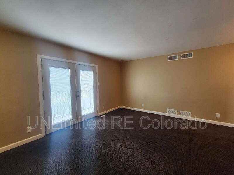 6650 E Arizona Ave #136 - Photo 5 of 30