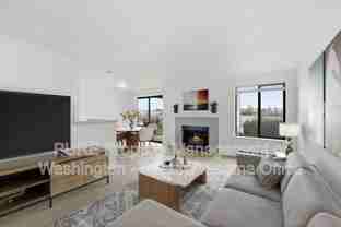 6601 S 8th St #B04 - Photo 1 of 1