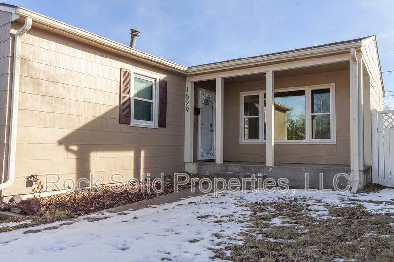 1529 Walnut Dr - Photo 5 of 39