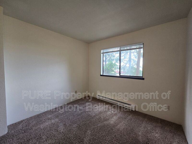 1252 Nevada St #103 - Photo 3 of 19